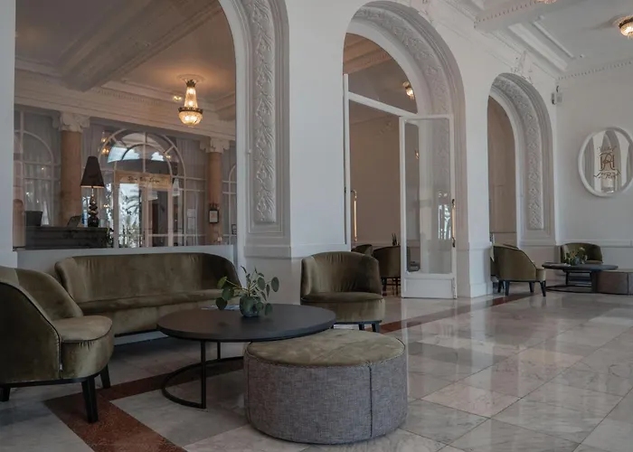Hôtel Le Royal Promenade des Anglais Nice