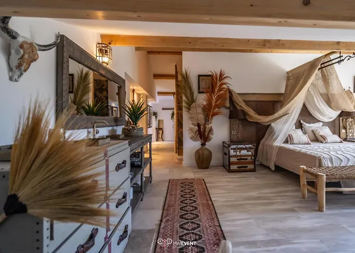VILLA CARBO Chambre d'hôtes Mourillon, 4 belles chambres, Piscine Toulon