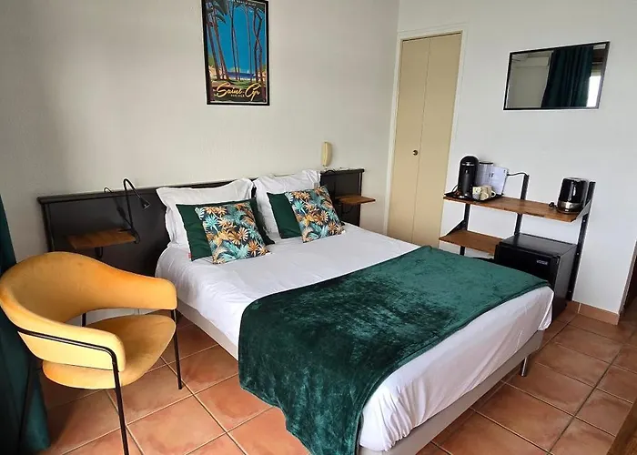 Hotel Chanteplage Saint-Cyr-sur-Mer