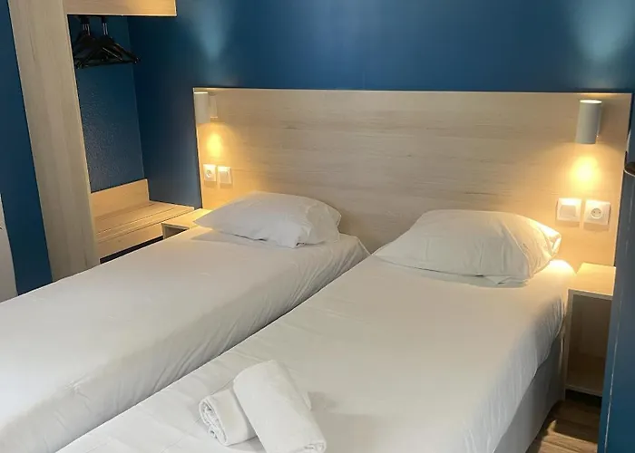 Kyriad Direct Dreux