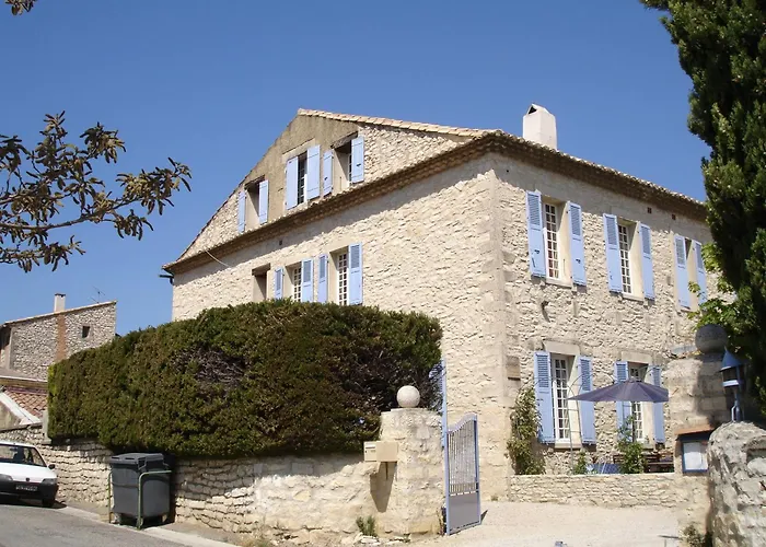 Hôtels à Tavel