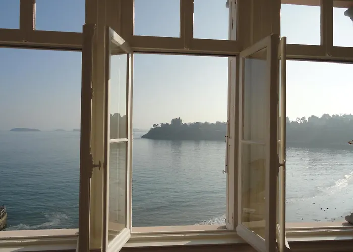 Hotel Villa Reine Hortense Dinard