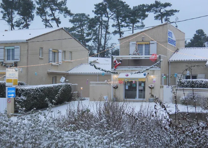 Hôtel Résidence Les Flots Saint-Palais-sur-Mer
