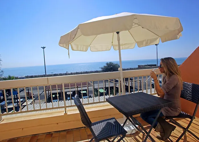 Logis Hotel Restaurant le Mirador Portiragnes