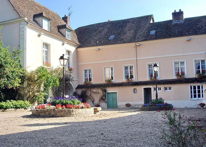 La Chaîne D'or Les Andelys