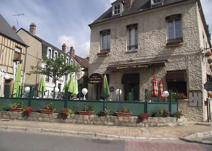 Hôtels à Château-Renard