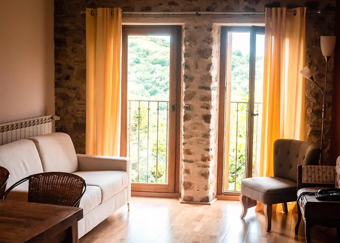Hotel La Palombe à Octon