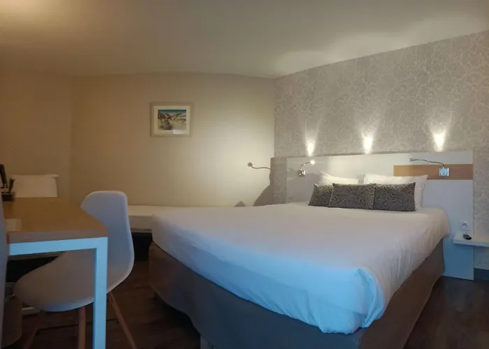 Brit Hotel Les Alizes Pornic
