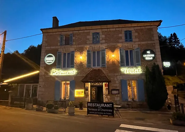 Logis Hotel Le Cygne Le Bugue