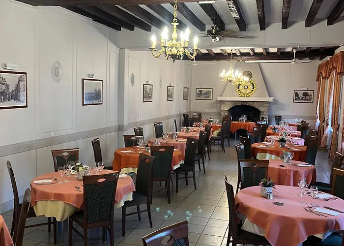 Hotel Le Relais De La Poste à Pithiviers