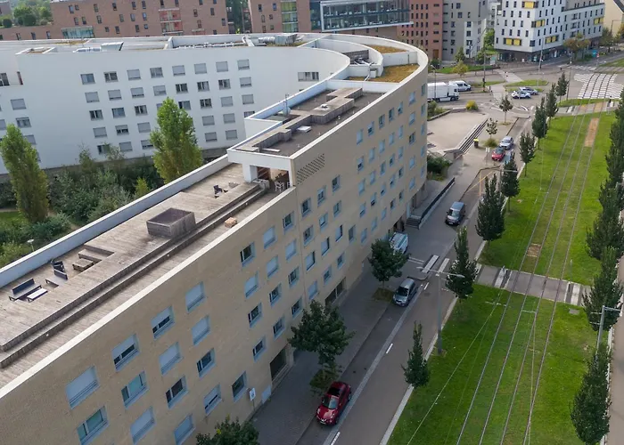 Nemea Appart Hotel Elypseo Strasbourg Port