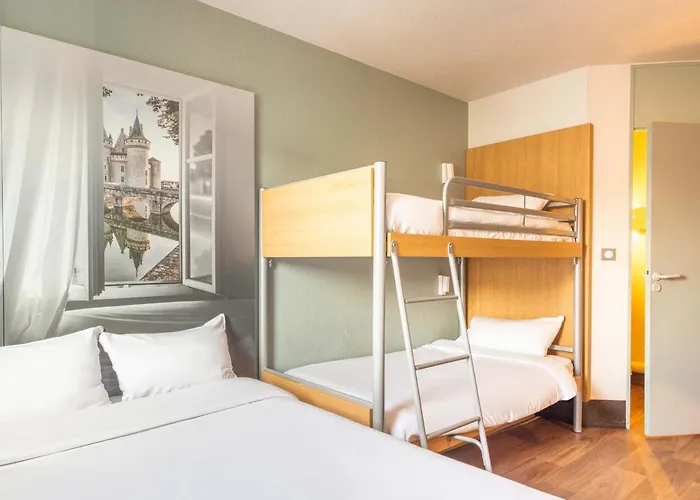 Saint-Sebastien-sur-Loire Hotels