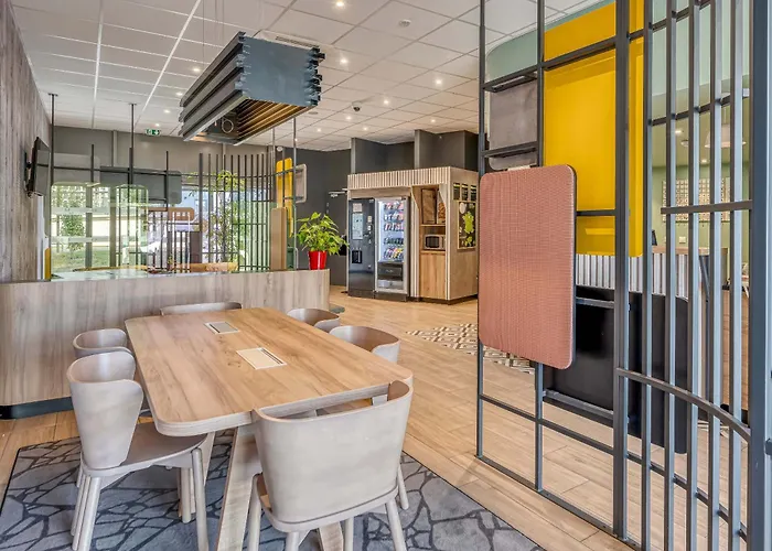 B&B Hotel Bordeaux Centre Gare Saint-Jean