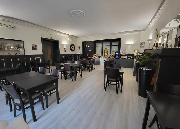 Brit Hotel Confort Auclair Guéret