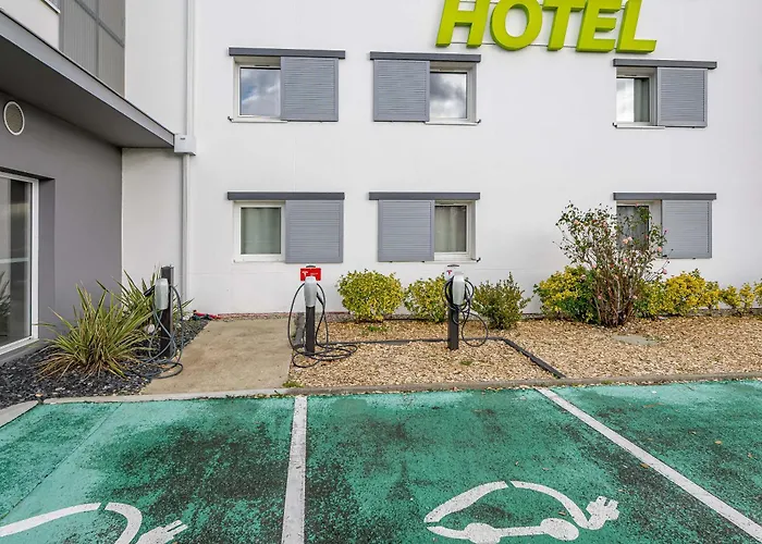 Le Haillan Hotels