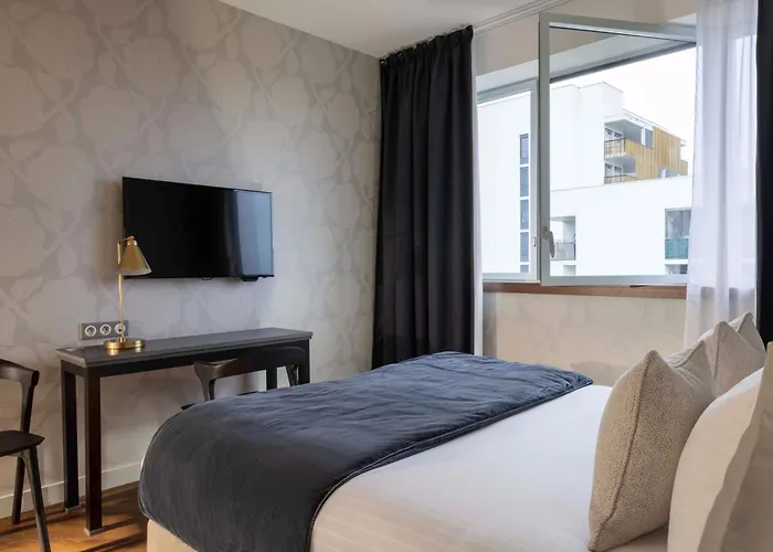 Best Western Plus Hôtel Isidore Saint-Jacques-de-La-Lande