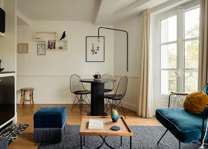 My Maison In Paris - Louvre