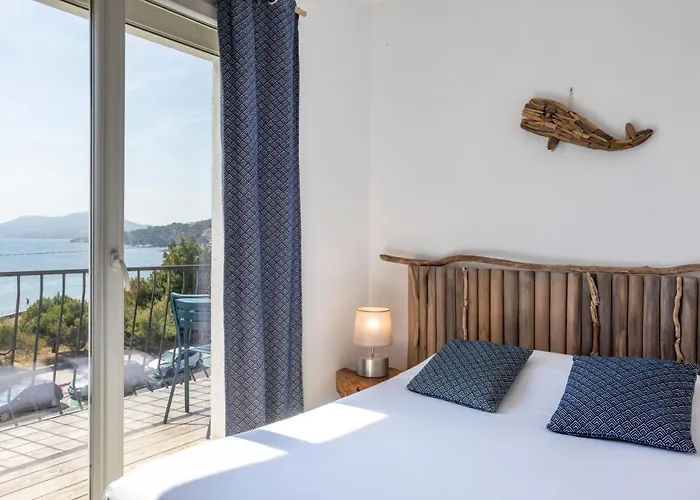 Hôtel Almanarre Plage - Hôtel Eco-Responsable face à la mer Hyères