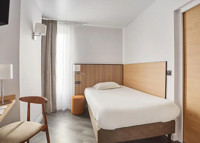 Hotel a Issy-les-Moulineaux