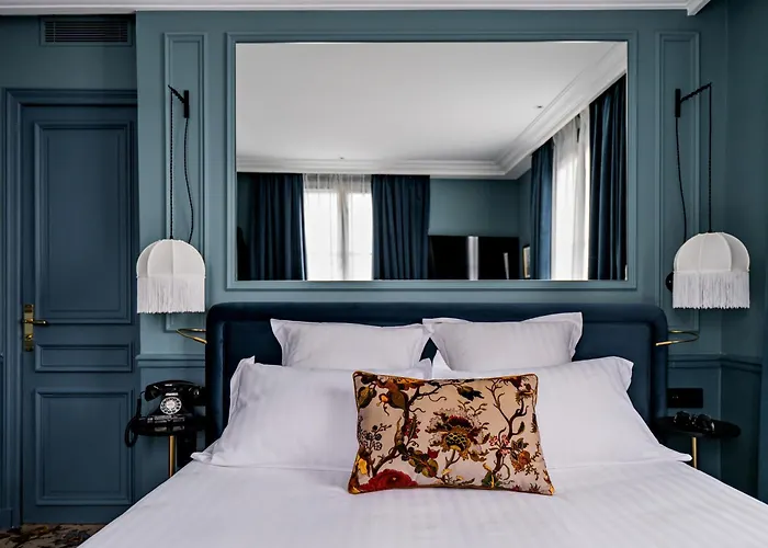 Hotel Duquesne Eiffel Paris