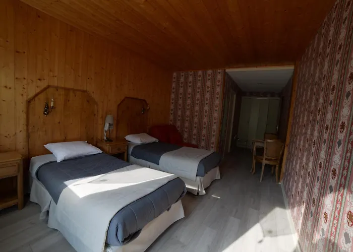 Mouthier-Haute-Pierre Hotels
