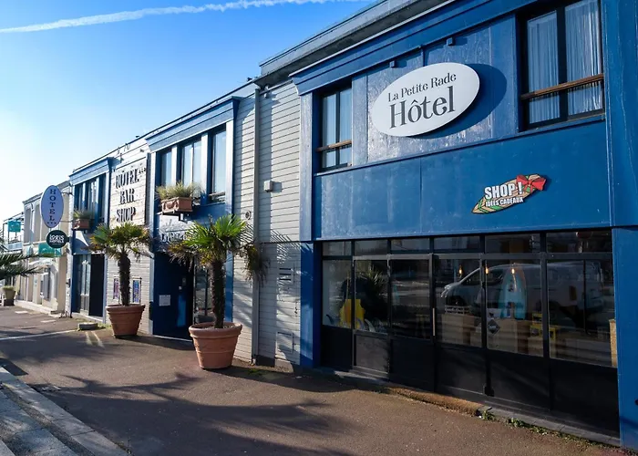 Logis Hotel - La Petite Rade Le Havre