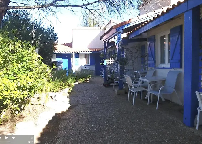Hotel Des 4 Vents "Esprit Camargue" Parking Prive Gratuit Aigues-Mortes