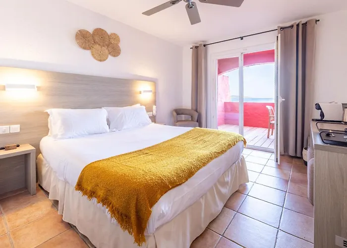 Hôtel Dolce Notte Saint-Florent 