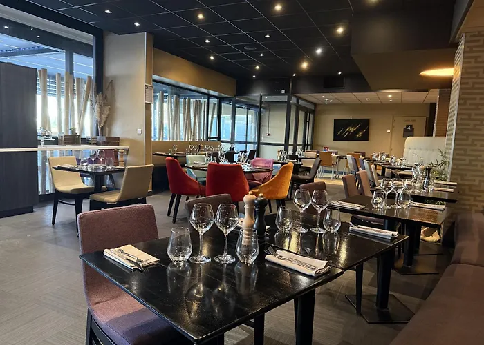 Langueux Hotels