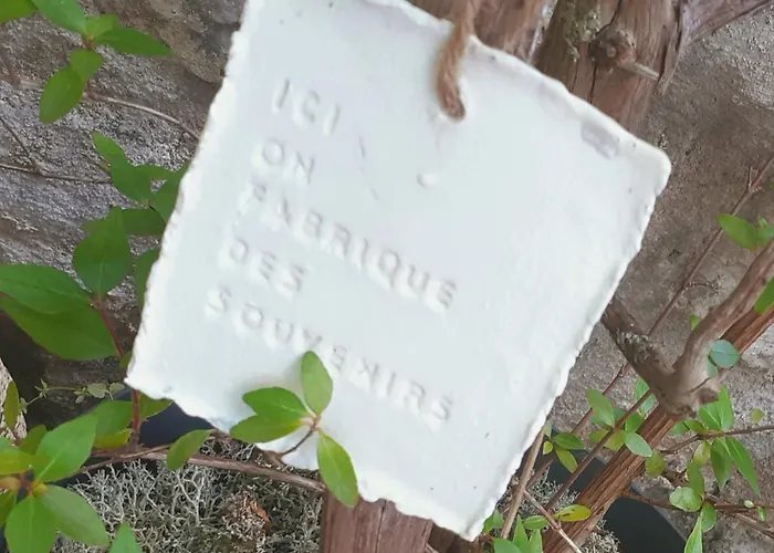 SOUS LE TILLEUL à RUOMS