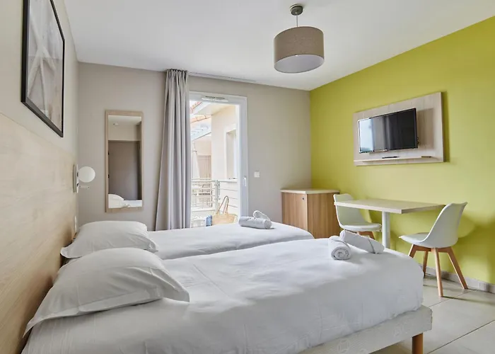 La Londe-les-Maures Hotels