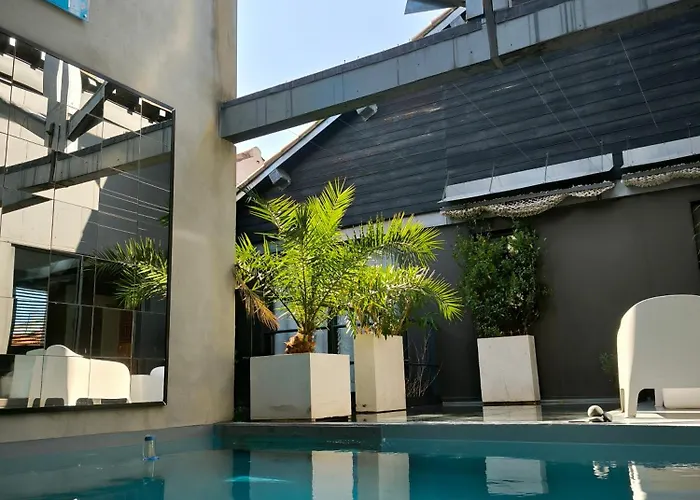 Be Loft B&B Pool & Spa Avignon