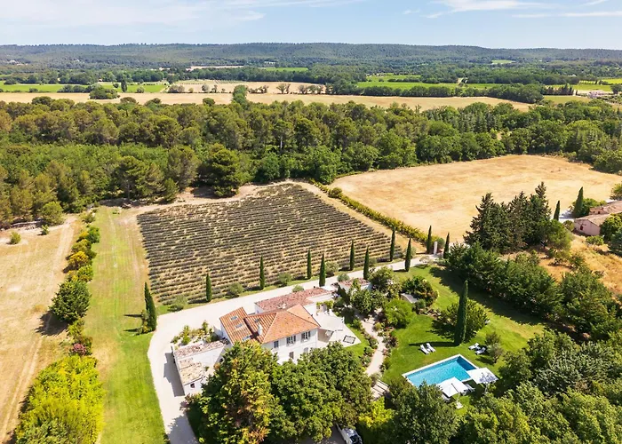 Hotel La Bastide de Damien, 5 clefs Demeure d'Exception et Table Remarquable dans le guide Teritoria, JACUZZI Privatif, Cuisine étoilée Dominique Frérard Aix-en-Provence