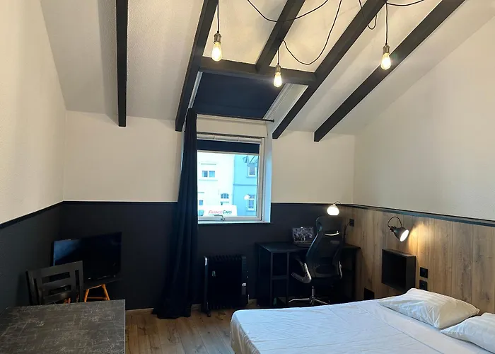 Hotel Porte De France - Self Check In By Homenhancement Saint-Louis 