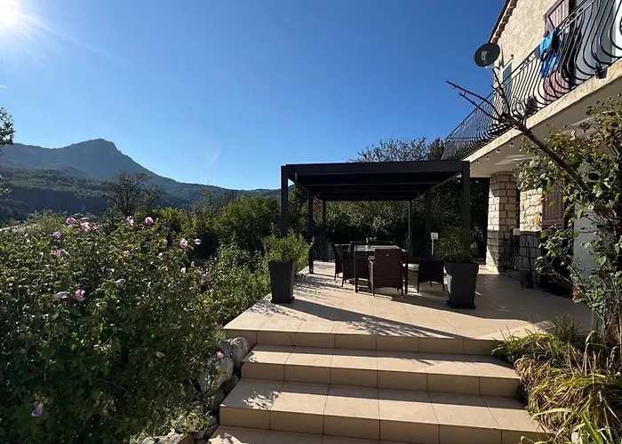 BNB Castellane Chambre d'Hotes B&B