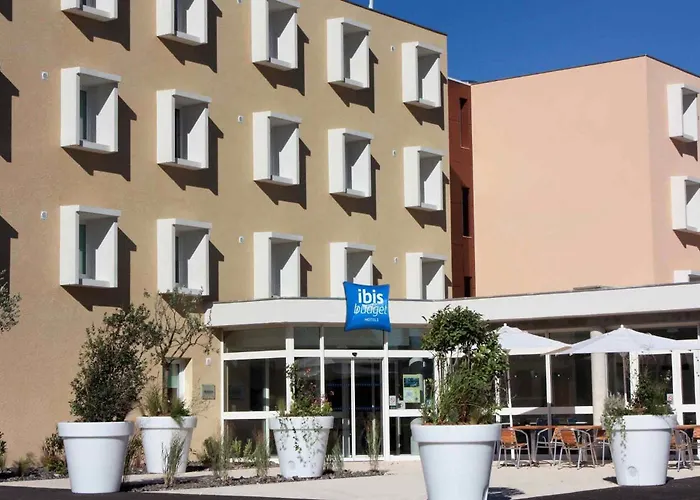 Le Pouzin Hotels