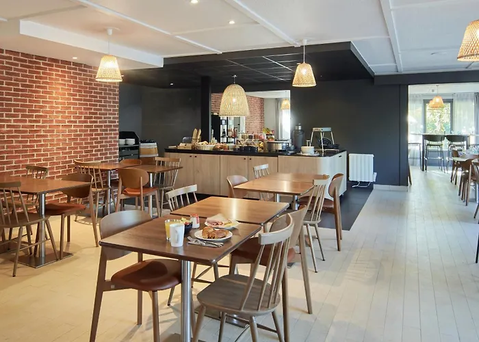 Hotel Campanile Cergy-Pontoise