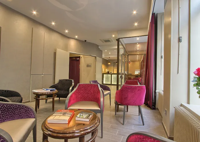 Villa Margaux Opera Montmartre Parijs