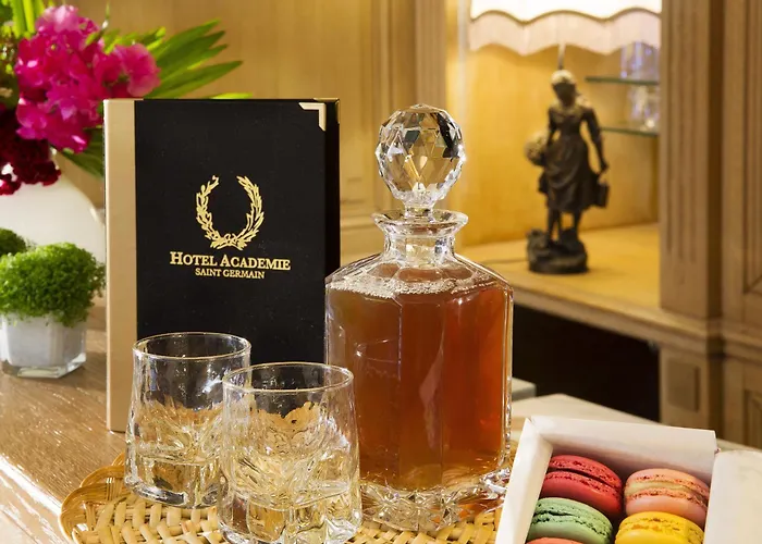 Académie Hôtel Saint Germain París