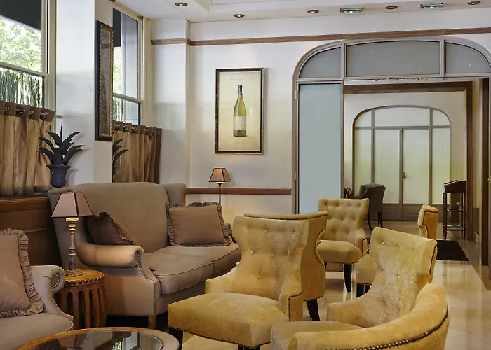 Royal Hotel Paris Champs Elysees