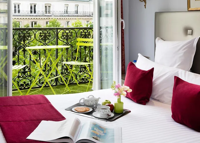 Hotel Plaza Elysées París
