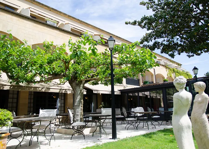 Le Vallon De Valrugues Hotel Spa & Villas Saint-Remy-de-Provence 5 star