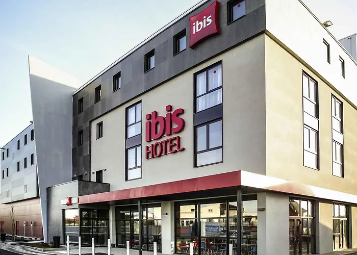 Hotel Ibis Niort Est Mendes France