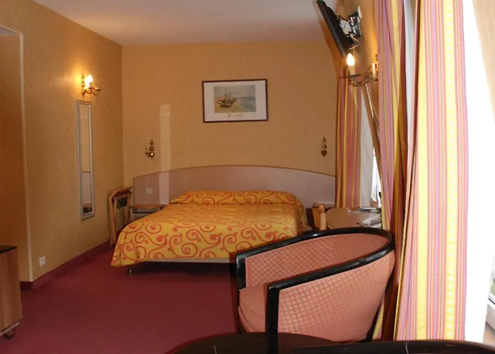 Hotel Transcontinental Paris