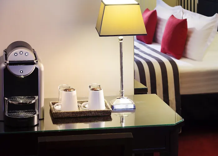 Hotel Daunou Opéra Parigi