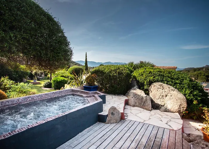 Le Roc E Fiori Hotel - Teritoria Porto Vecchio