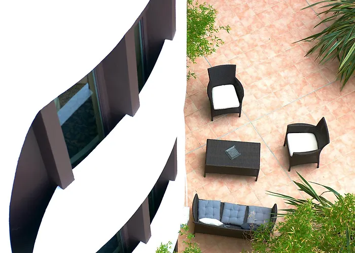 Hotel Helios Juan-les-Pins