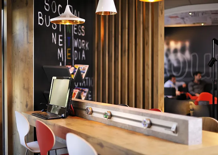 B&B Hotel Marseille La Valentine Porte D'Aubagne