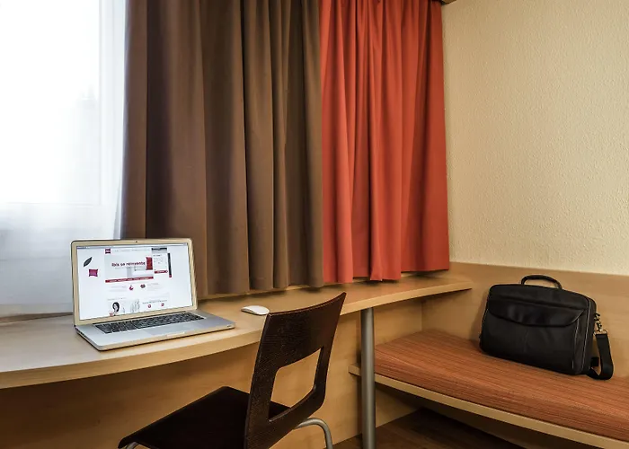 B&B Hotel Marseille La Valentine Porte D'Aubagne