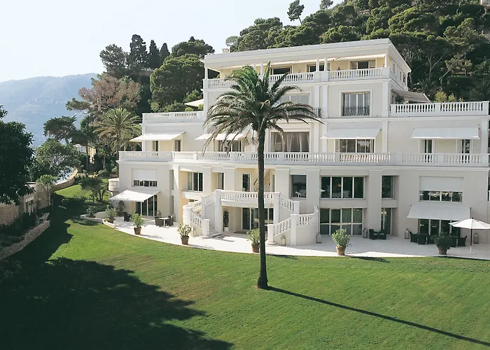 Eze Hotels
